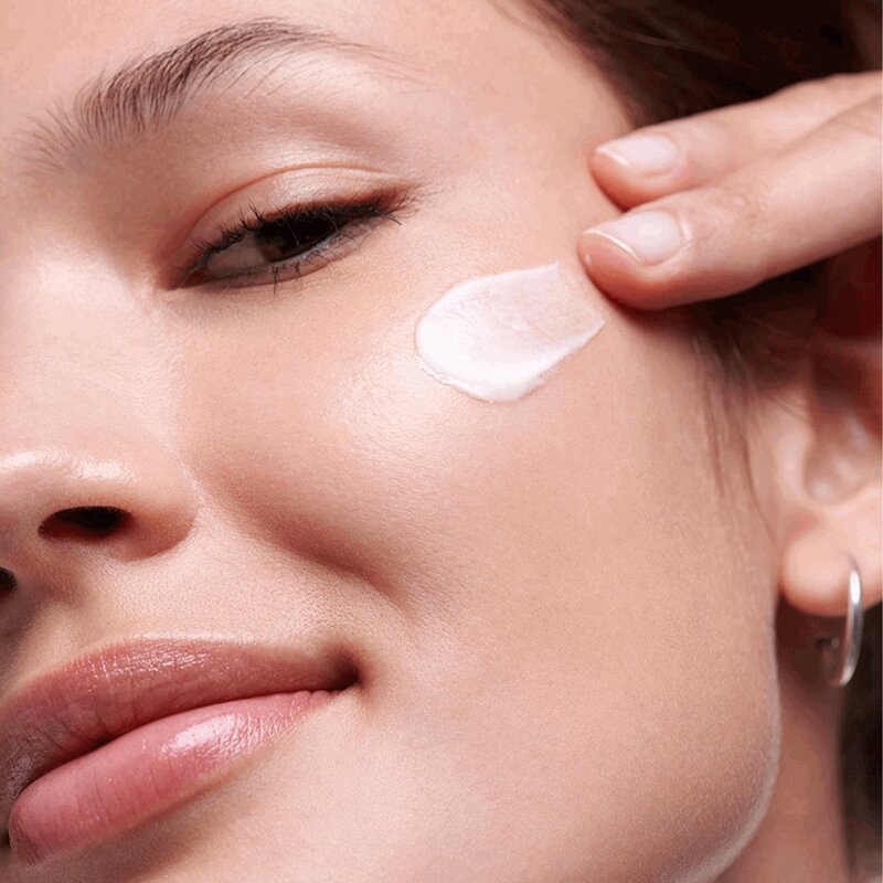 Garnier Bio Vitamin C Daily Glow Moisturizing Cream - Dry And Dull Skin - 50ml