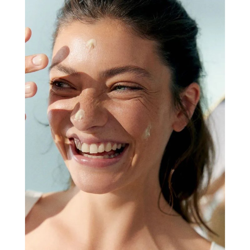 Nivea Derma Skin Clear علاج تقشير ليلي يومي - للبشرة المعرضة للعيوب - 40 مل