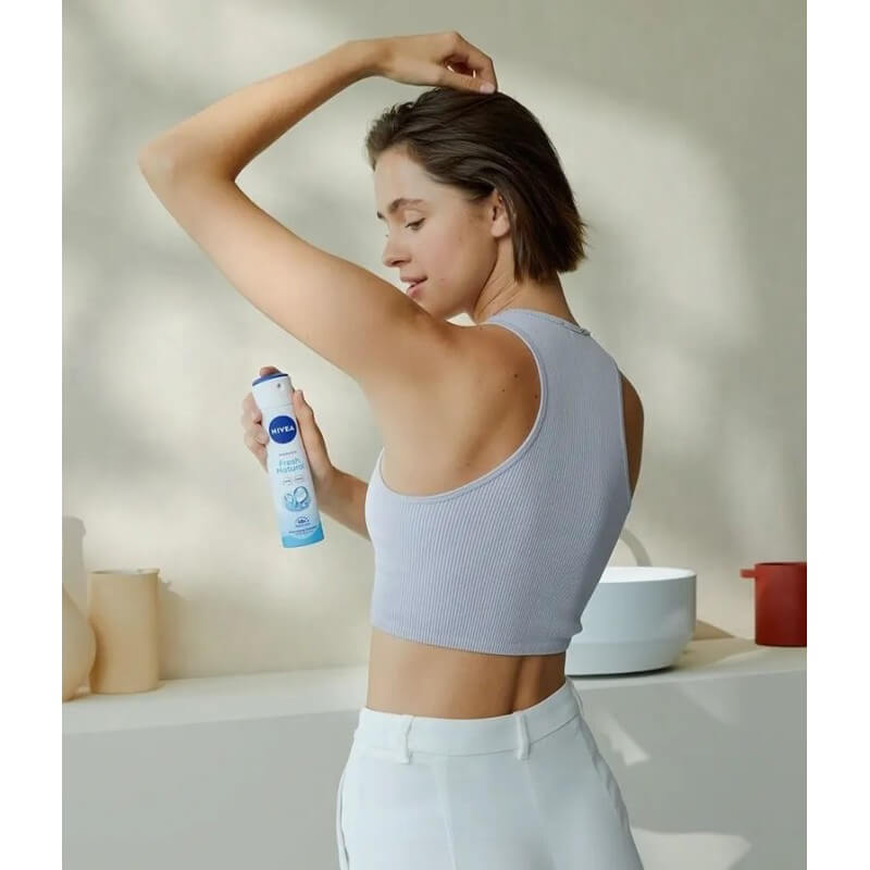 Nivea Fresh Natural O² مزيل عرق سبراي للنساء - حماية 48 ساعة - 150 مل