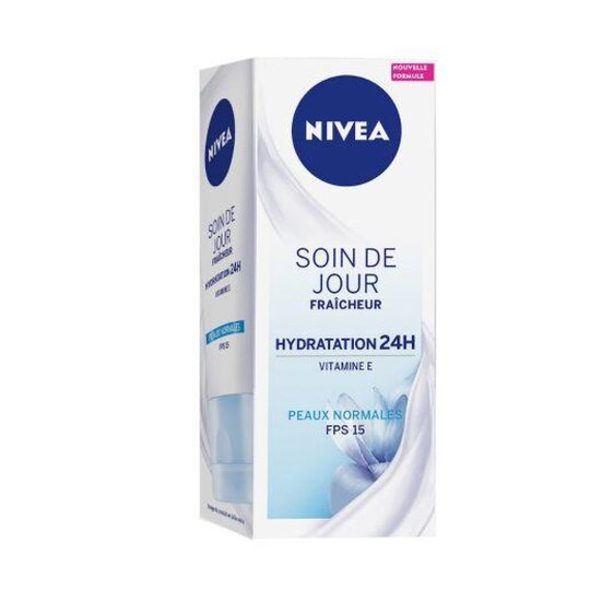 Nivea Fresh Feeling Day Care Moisturizing Face Cream - Normal Skin - 50ml - Spf 15